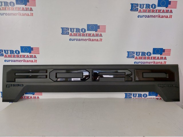 Tailgate Cover w/ LED